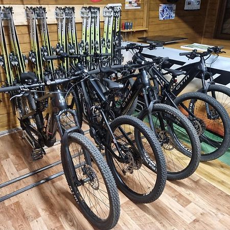 Apartament Elbrus Czyrna Szczyrk Wypozyczalnia Rowerow E-Bike Czyrna Szkola Narciarska & Wypozyczalnia Ski Serwis Екстериор снимка